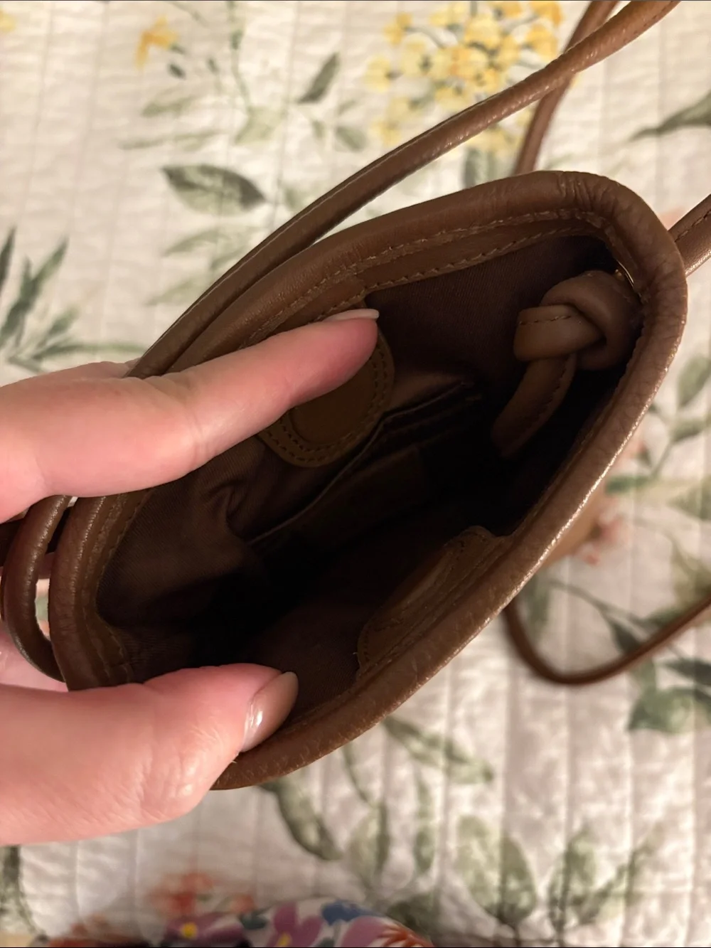 Slim Crossbody Leather Bag in Warm Tan